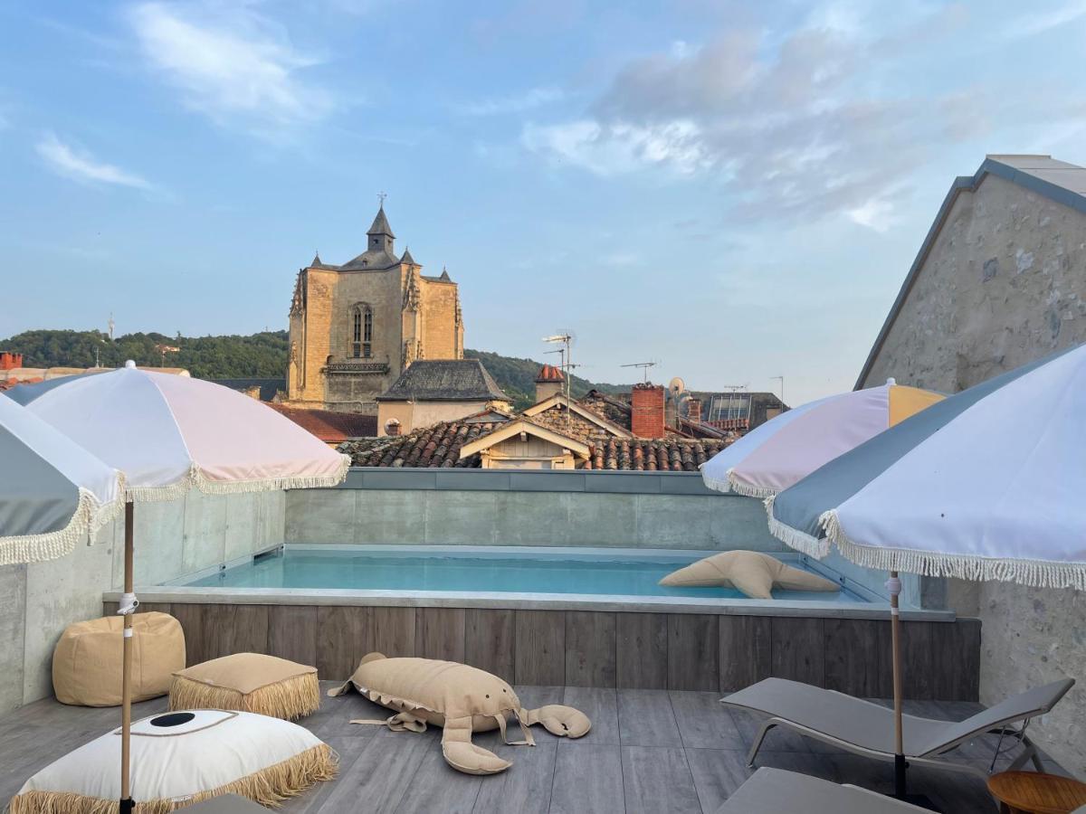Appart'Hotel Les Fleurines By Urban Style Villefranche-de-Rouergue Esterno foto