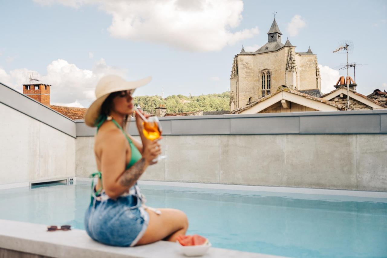 Appart'Hotel Les Fleurines By Urban Style Villefranche-de-Rouergue Esterno foto