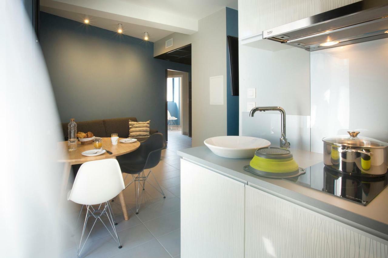 Appart'Hotel Les Fleurines By Urban Style Villefranche-de-Rouergue Esterno foto