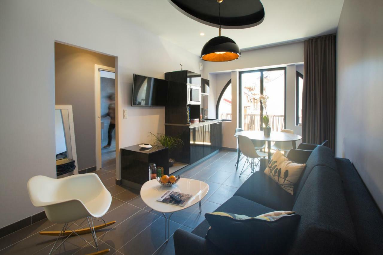 Appart'Hotel Les Fleurines By Urban Style Villefranche-de-Rouergue Esterno foto